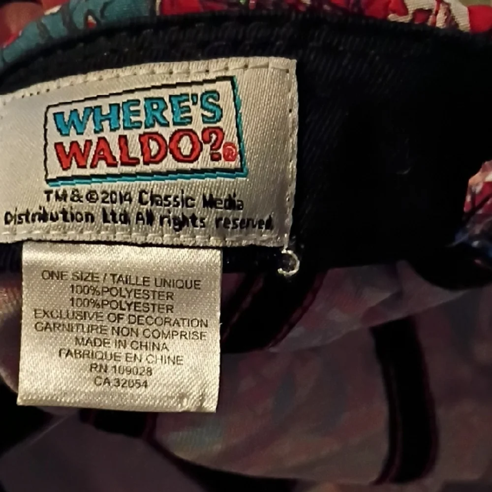 2014 Classic Media 5 Panel Where's Waldo 5 Panel Snap Back Hat.